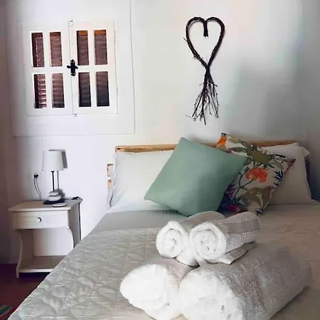 Apartamento Under The Vine Garden House Platánion