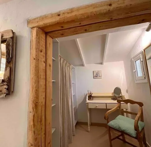 شقة Under The Vine Garden House