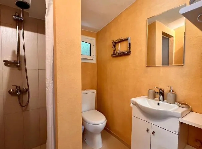 Under The Vine Garden House