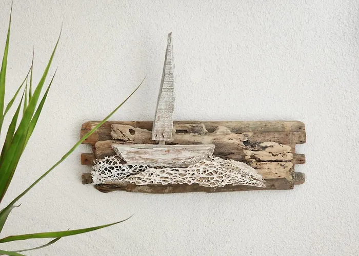 Under The Vine Garden House Platánion